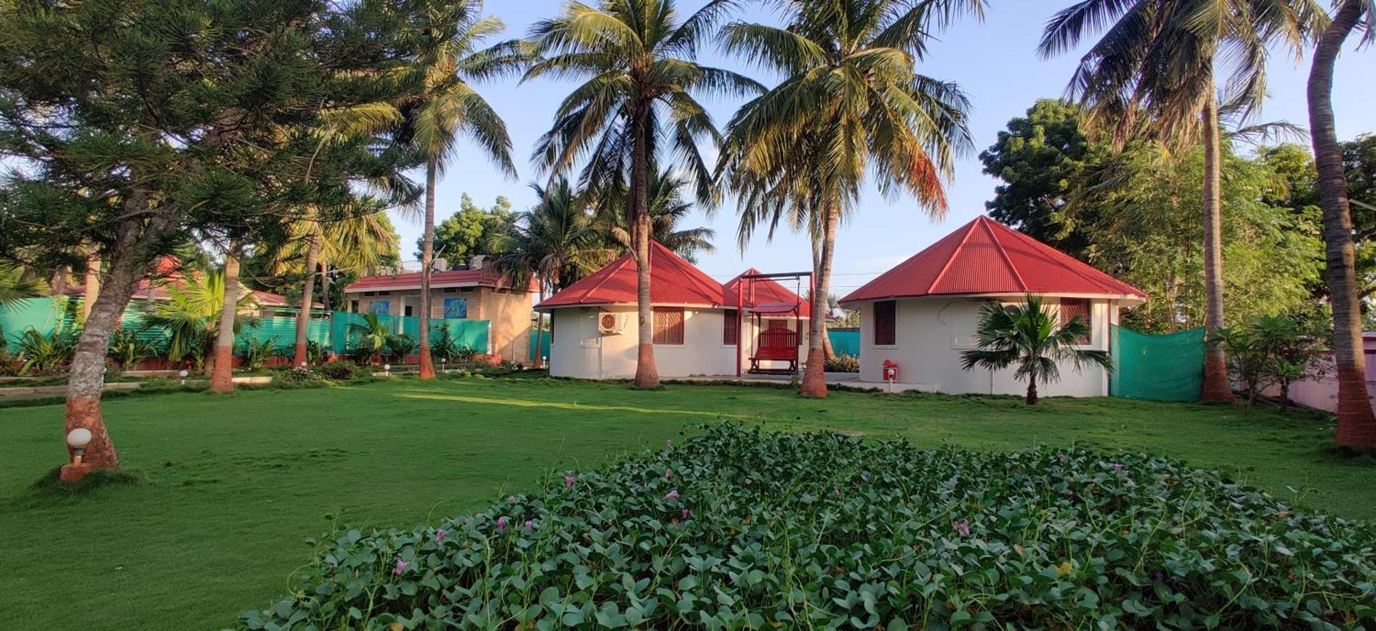 Stay Guru Resort Farm Villa Bhuj Exterior photo