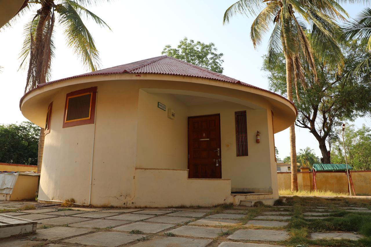 Stay Guru Resort Farm Villa Bhuj Exterior photo